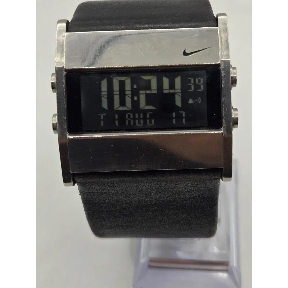 Nike Oregon Series Mens Stainless Steel Digital Chrono Watch WA0038